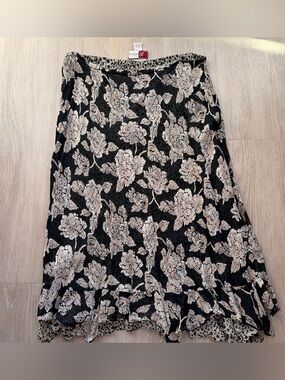 JM collection floral skirt